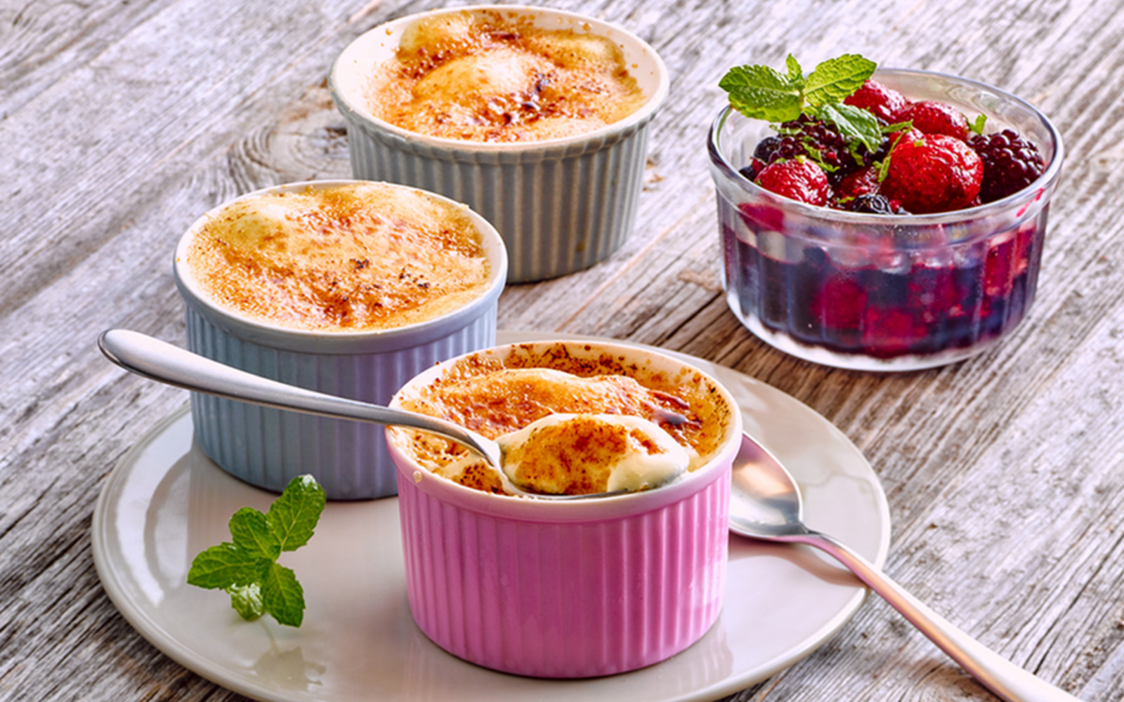 Beeren-Frucht "Brûlée"