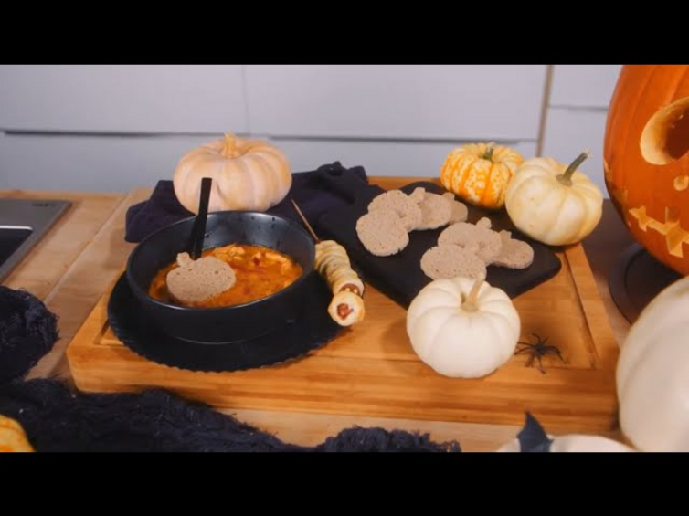 Party-Suppe mit Blätterteig-Mumien | Halloween Rezept | eismann feat. Foodistas