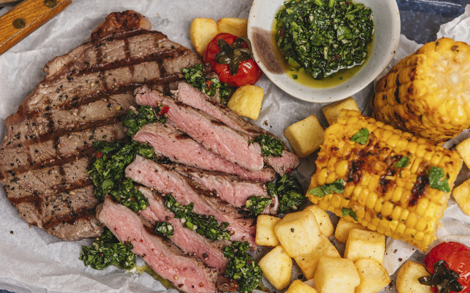 Gegrilltes Rumpsteak mit Chimichurri