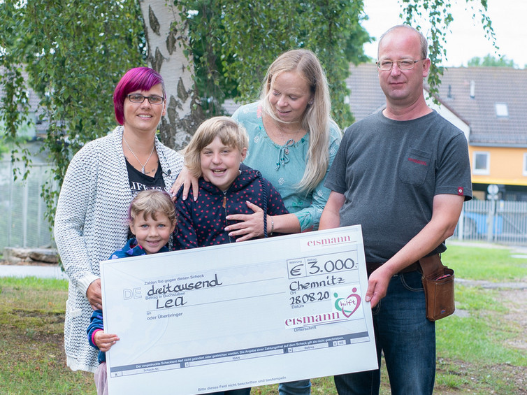 Eismann Torsten Aurich mit Lea und Familie Eismann Torsten Aurich mit Lea und Familie