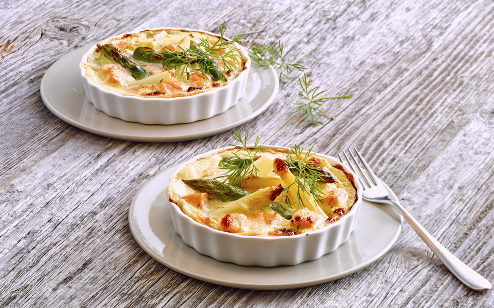 Mini Lachs Spargel Quiche