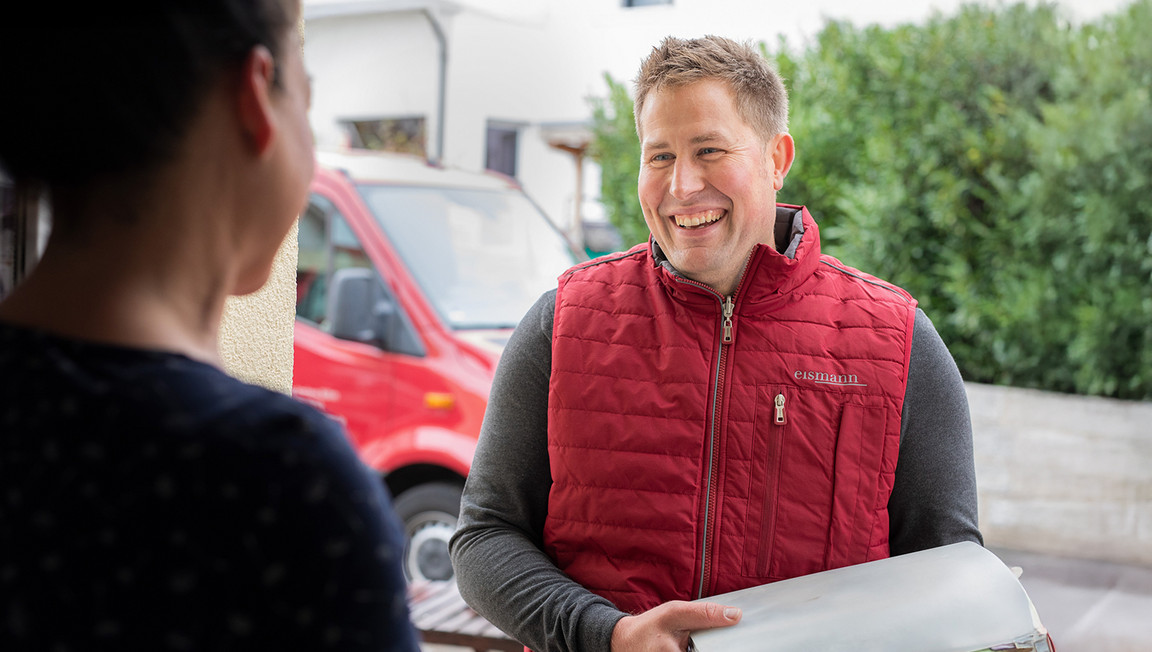 Eismann Cianca mit Warenkorb