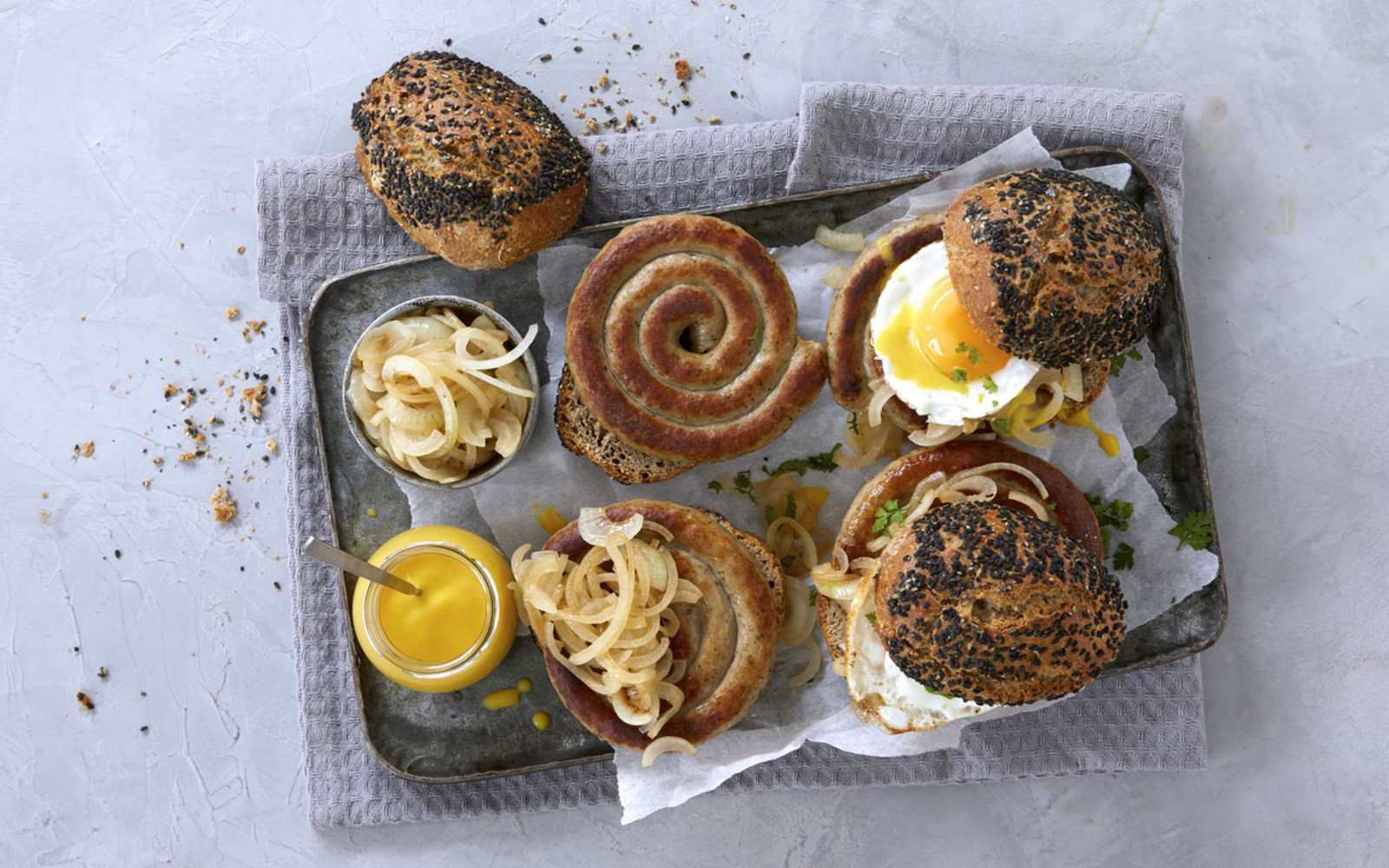 Bratwurstschnecken- Burger