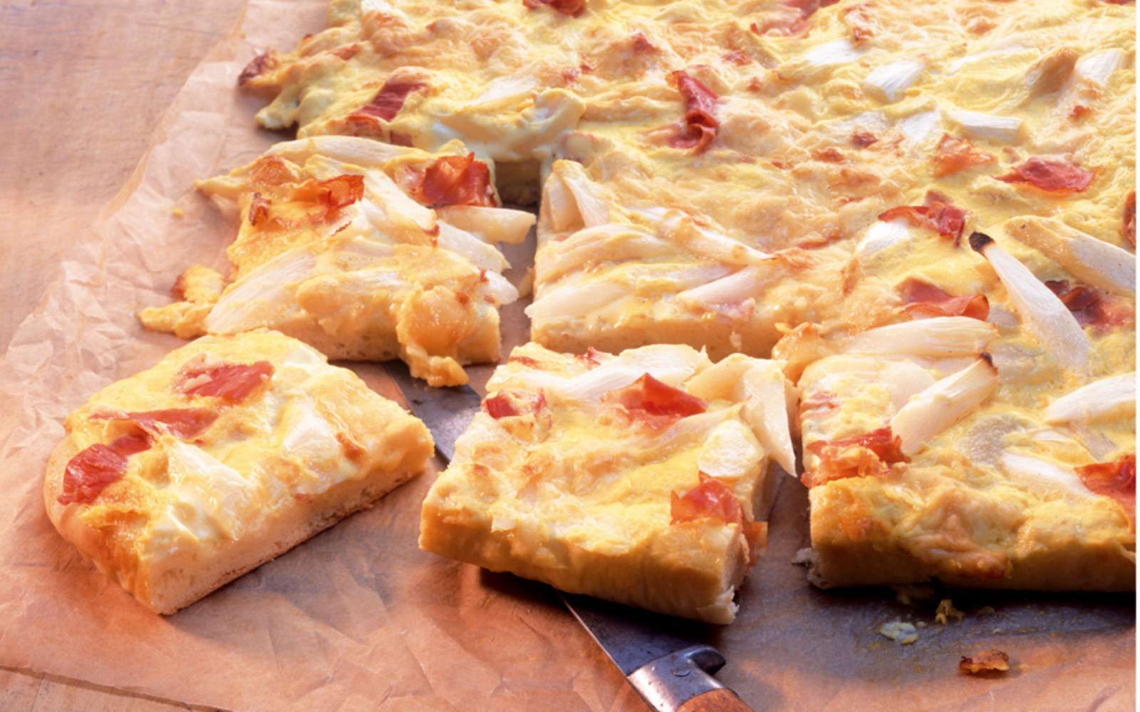 Spargelpizza
