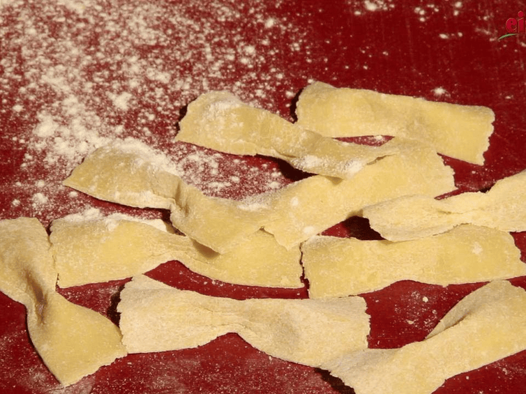 Farfalle selber machen - Rezept (Einfach kochen)
