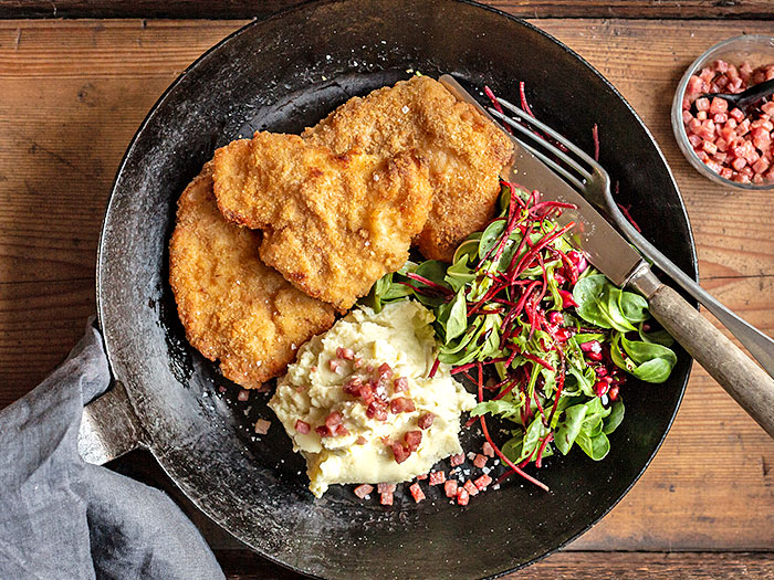 Wiener Kalbsschnitzel nach österreichischer Rezeptur Wiener Kalbsschnitzel nach österreichischer Rezeptur