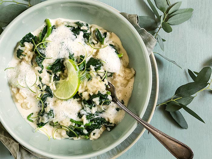 Risotto mit Blattspinat und Limettenschaum